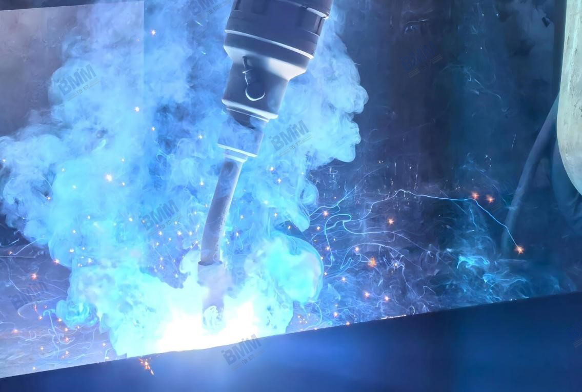 機器人焊接 2025-12-23-2